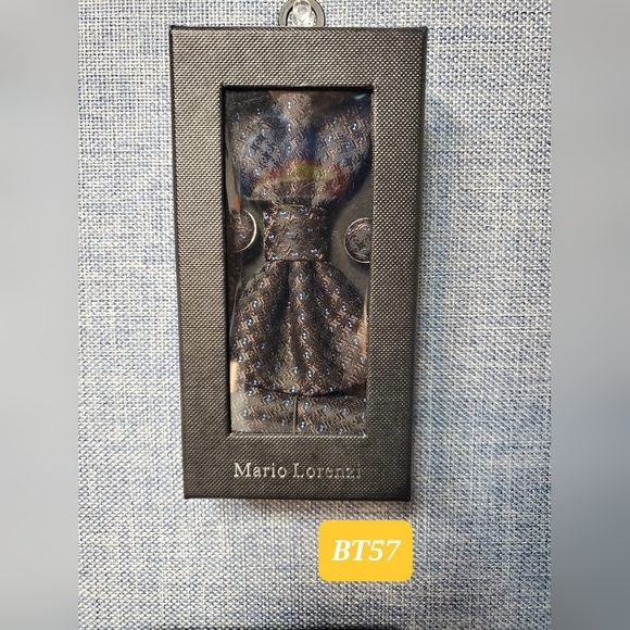 Pre-Tied Bow Ties by Mario Lorenzi - (BT - 56 - 58) - Picture 2 of 3